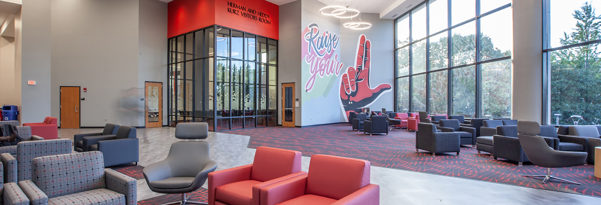 University of Louisville Student Activities Center Student Lounge ...